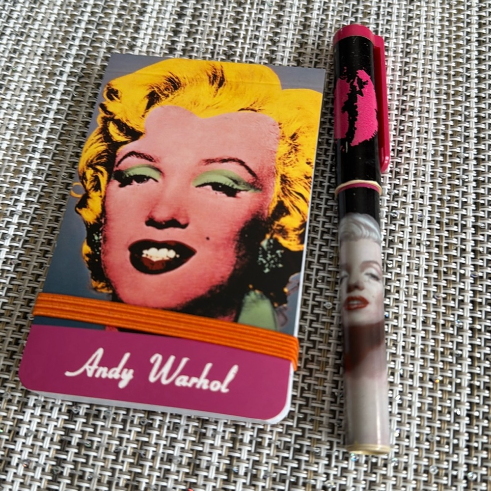 Marilyn Monroe Bundle Andy Warhol notepad + Film Note cards + Pen - Picture 5 of 13